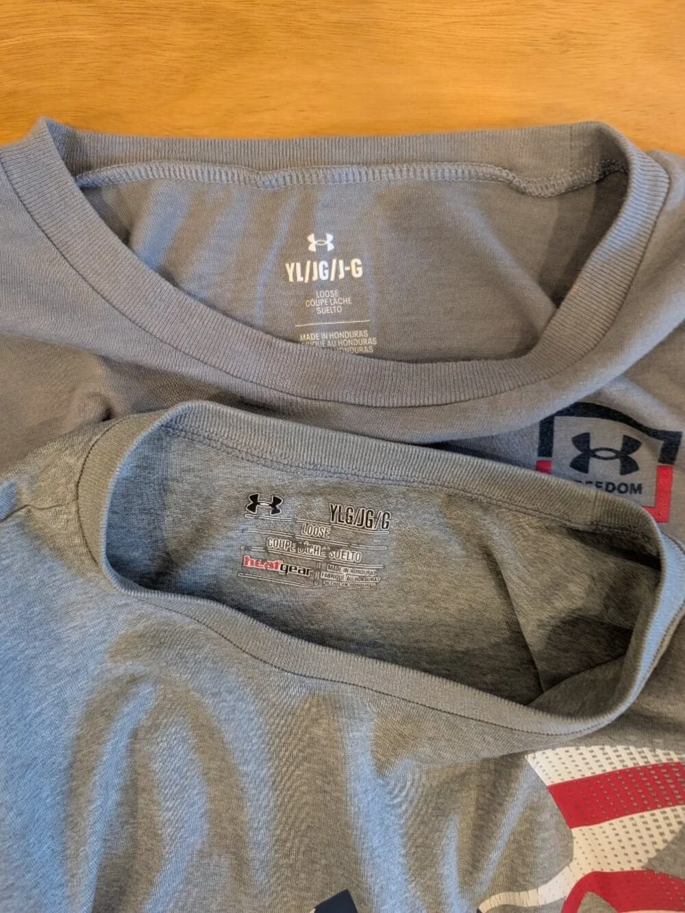 Bundle of 2 Under Armour Short Sleeve T-Shirts - Size L
